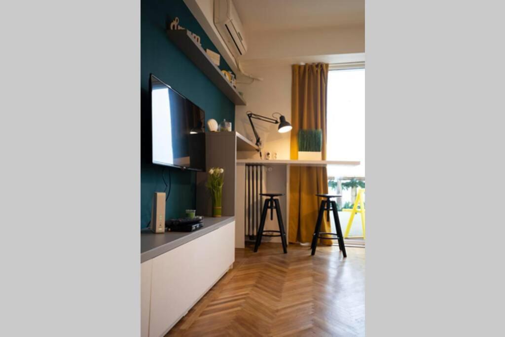 Victoria Avenue Apartament *