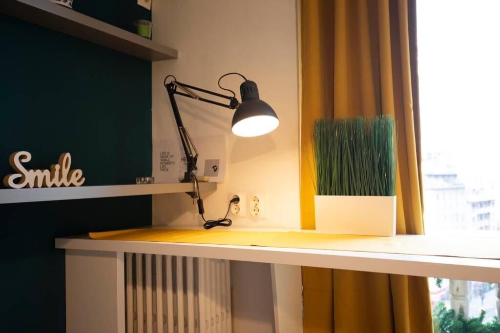 Victoria Avenue Apartment